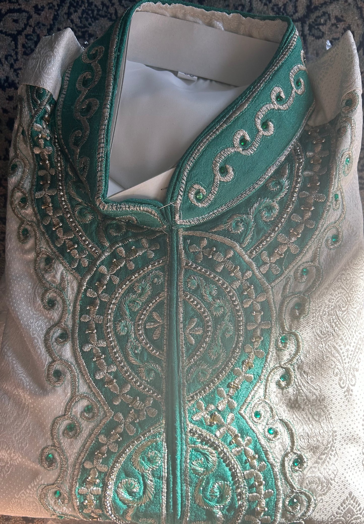 White Men sherwani Set size small Indian Wedding Party wear
