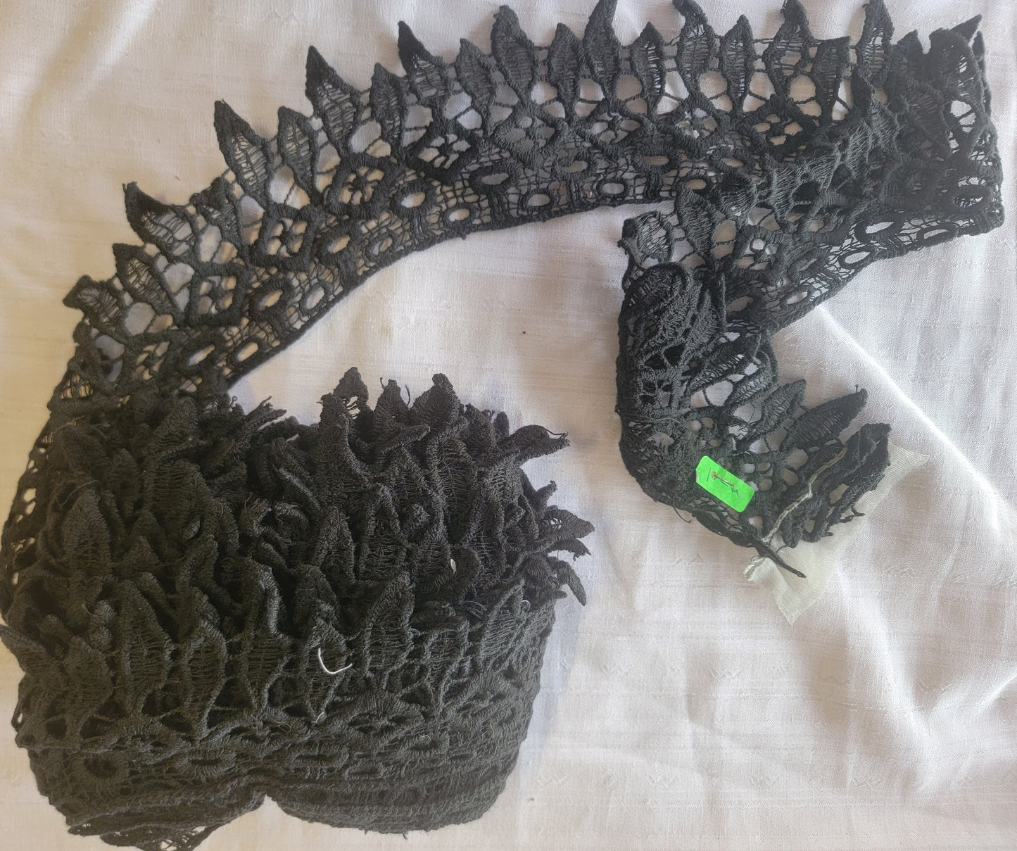 Premium Black Scalloped Crochet Lace Trim – 3" Wide, 5-Yard Bundle