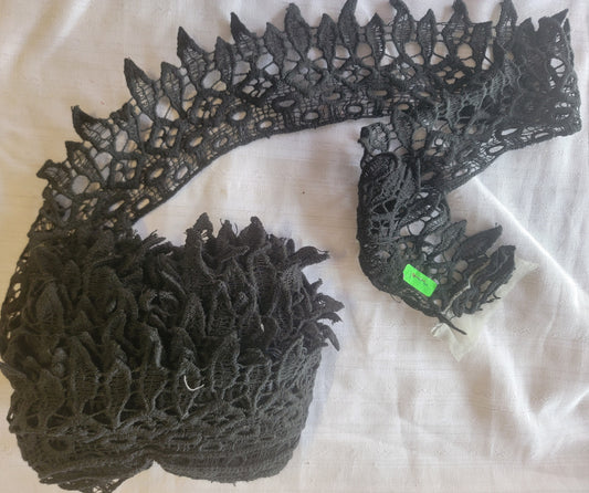Premium Black Scalloped Crochet Lace Trim – 3" Wide, 5-Yard Bundle
